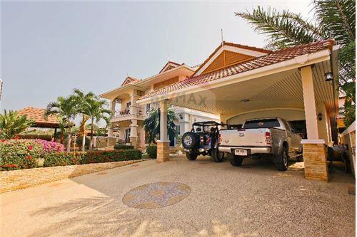 for sale in Phetchaburi for rent condo house land